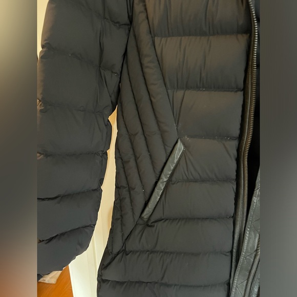 Mackage Farren lightweight down coat with removable hood, Size Small - Picture 6 of 7